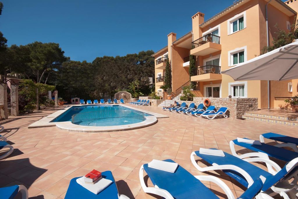Pinos Altos * Cala San Vicente (Mallorca)